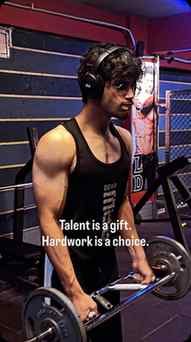 Hard work 📈…

•

•

•

•

•

•

•

•

•#gym #reach #gymmoti