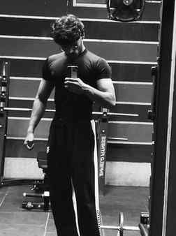 Looking bigger 🦍📈..

•

•

•

•

•

•#gym #gymmotıvatıon #