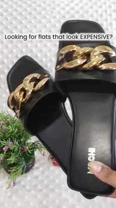 Found my new go-to flats for EVERY outfit! 👠
Mochi Black Em