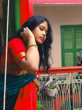 তুমি রেখো অল্পে মরে,
ঝামেলা - খুনসুটির দ্বিধাতরে,
ভাবুক তবে