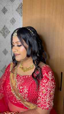 For Brides who will always choose Red❤️
BOOKINGS OPEN FOR 20