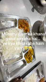 Mess Food: The Real College Struggle 😭💀
Mummy ka ghar ka