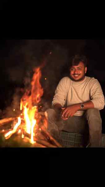 The best memories are made around the campfire. ..........
.