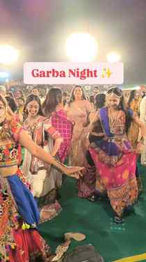 Garba night with friends - 2026 ๐ซถ๐ป
.
.
.
.
#navratri2026 #