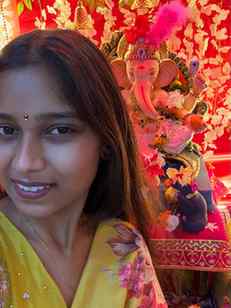Blessed beyond words, with Bappa by my side. ❤️🙏✨
.
.
.
#po