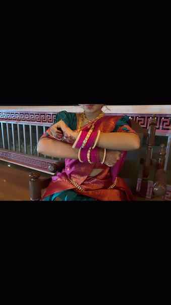 Desi core 🩷✨
.
.
.
#fyp #reel #transition #mehendi #instagr