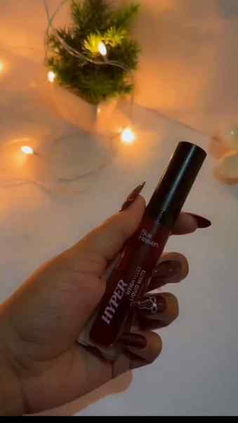 Wearing my favourite shade today 💄💋
@blueheavencosmetics 
