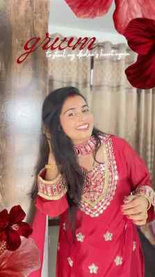 Save this look for your Karwa Chauth ✨❤️
A red festive look 