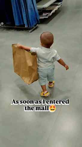 Retail therapy with my mini🤩🤓
#relatable
#fypシ❤️💞❤️ #funn