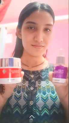 10-minute glow routine ✨
AHA + BHA Peeling Solution + Salicy