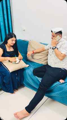Pese nai to rakhi bhi nai🤣🤣🤣
Or peso ki bat p no trust pa