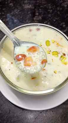 સાબુદાણા ની ખીર.
.
.
.
#sweets #dessert #vrat #new