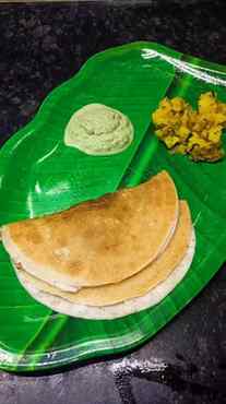 ફરાળી ઢોંસો બનાવવાની રીત. 
.
.
#farali #VratSpecial #recipe