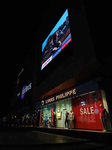 Nucleus mall Ranchi 

#nightshot #nucleusmall #nightvibes #m