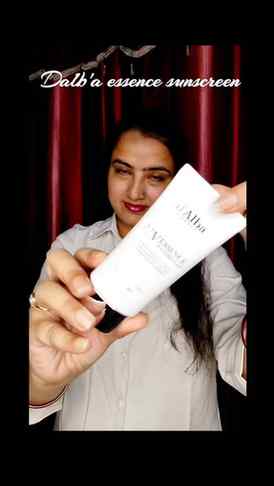 Glow that protects β¨
Sun care + glass skin in one step with