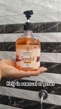 Skinify handwash
@skinify_in
#follow #skincare #glowup #