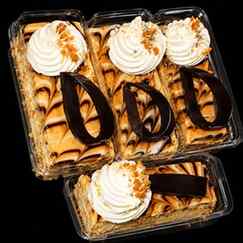 One of the favorite pastries (butterscotch bliss) 😍 by @shr
