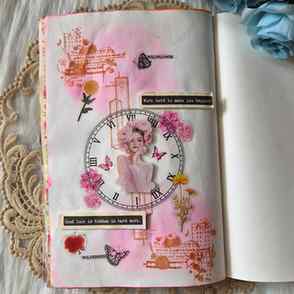 ●Tried pink blush style✨️
.
.
.
.
.
.
.
.
#journaling #art #
