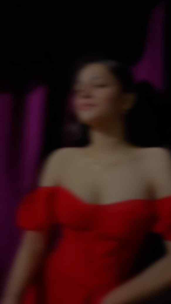 Red-y or not, here I come♥️🫶
Dress from @labelhues
#inst