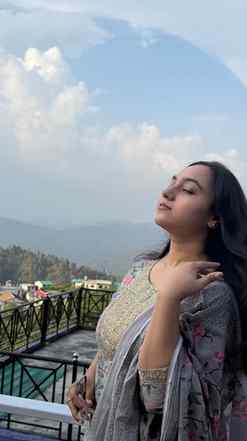 🏔️🌸
#fyp #explore #foryou #hillstationsofindia #mukteshwa