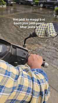 Gurgaon on a rainy day...
#rainyseason 
#gurgaon 
#raindrops