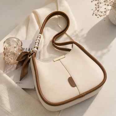 From product → to premium brand campaign ✨👜
Created this lu