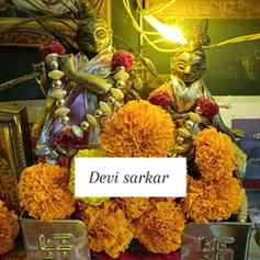 May Radha–Krishna’s divine blessings fill your life with pea