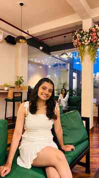 Surviving MBBS one posting, one hostel meal, and a few suppl