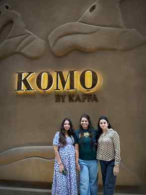 “Cafe dates and family fates.”❤️🫶🏻 @komobykaffa #trendings