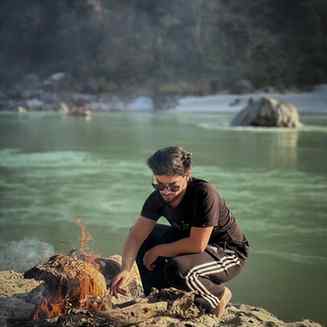 🏔️ ☀️ 🔥.
.
.
.
.
.
.
.
#tapovan #rishikesh #uttarakhand #i