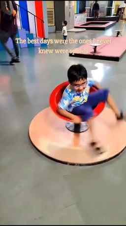 Bachpan sach mein sabse khoobsurat phase hota hai… na future