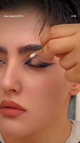 Eyeshadow hack✅ you should try this it will look pretty ✨

V