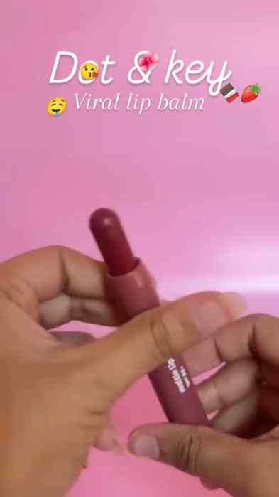 Saalo tk chlegi bhyi ye 🥲
Dot and Key lip balm, lip care, g