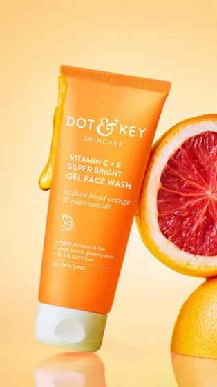 ✨ Dull skin ko bolo bye-bye! 🍊💛

Glow chahiye bina makeup 