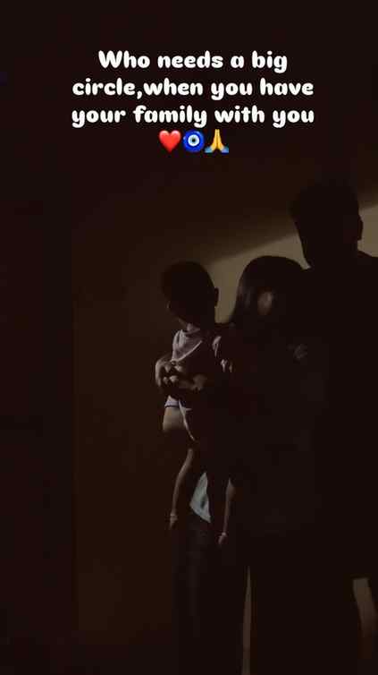 Who needs a big circle ,when you have your family with you �