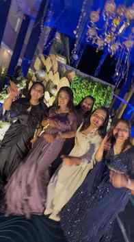 Team Bride 🔥🩷
SMM @theweddgramco
[ Sis Reels, Wedding R