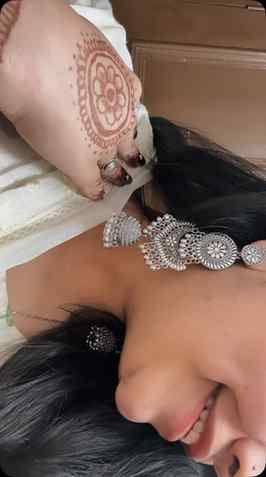 A little desi charm, a lot of elegance ✨
These beautiful In