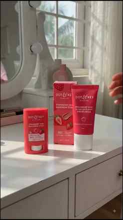 Trying the Dot & Key Strawberry Dew duo 🍓

A little UGC-sty