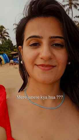 Mere jaane se kya hua? 🤍
More than I expected.

People ofte