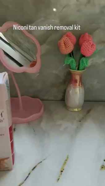 Nicony tan removal kit it has 1500 rs and i receive free fro