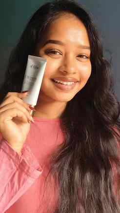 d'Alba Essence Sunscreen🤍 comment '🎀' for link
. Shop on
