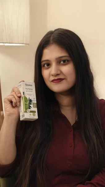 Thanks @himalaya_facecare 💚🌿
.
.
.
.
.
#brandcollab