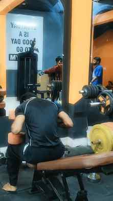 Kr kuch nhi paogee 😂
#gym #trending
#gymlover #gymrat #vi