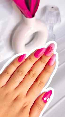 Why choose just one when you can have a set? 💅✨ Press-on na