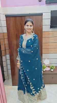 GRWM in Meesho suit
@meeshoapp 
Comment for link 🔗 

#meesh
