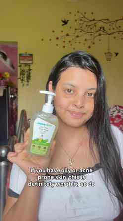 Fresh skin. Happy mood. 🌿✨
Adding this Tea Tree Face Wash t