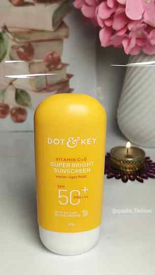 PICK YOUR FAVOURITE @dotandkey.skincare SUNSCREEN.
comment