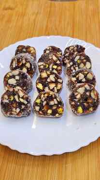 Dates & Nuts Roll in 15 minutes #fyp #reelinstagram #viralre
