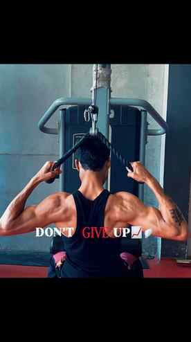 DONT GIVE UP📈🪽#aurangabad 

#viralreeĺs #viralvideo #gym #