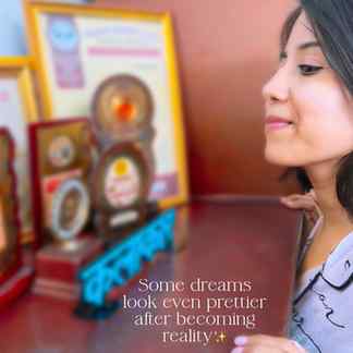 Focus,believe,achieve🤍✨

(Ssayannti Sings,Ssayannti Daas,In